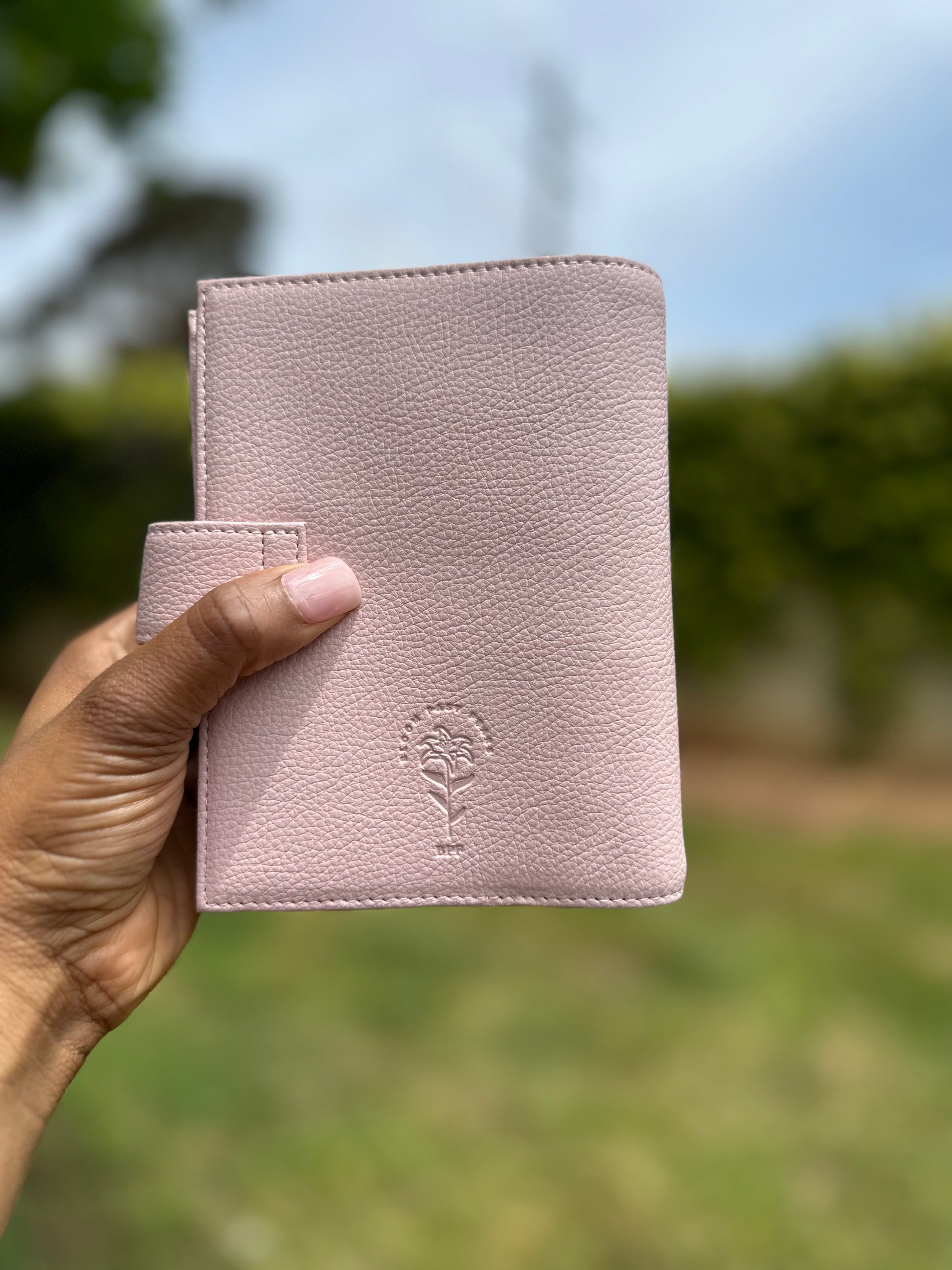 Kate spade budget wallet hotsell